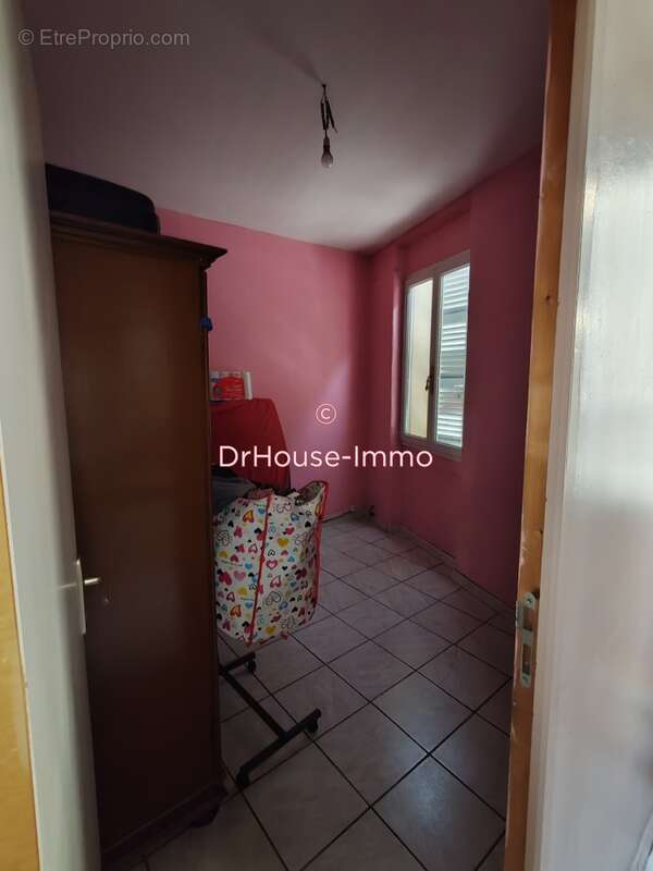Appartement à MARSEILLE-2E