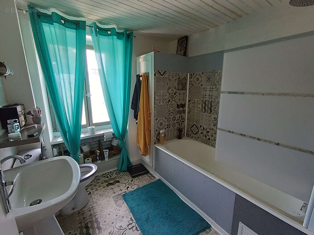 Appartement à LANISCAT