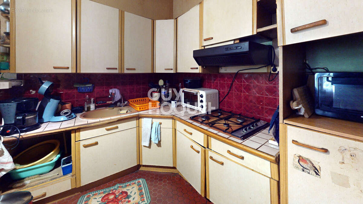 Maison à SAINT-CAPRAIS-DE-BLAYE