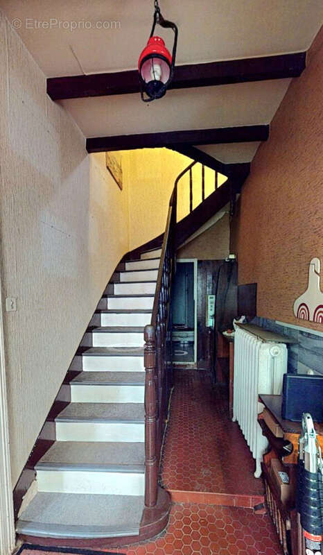 Maison à SAINT-CAPRAIS-DE-BLAYE