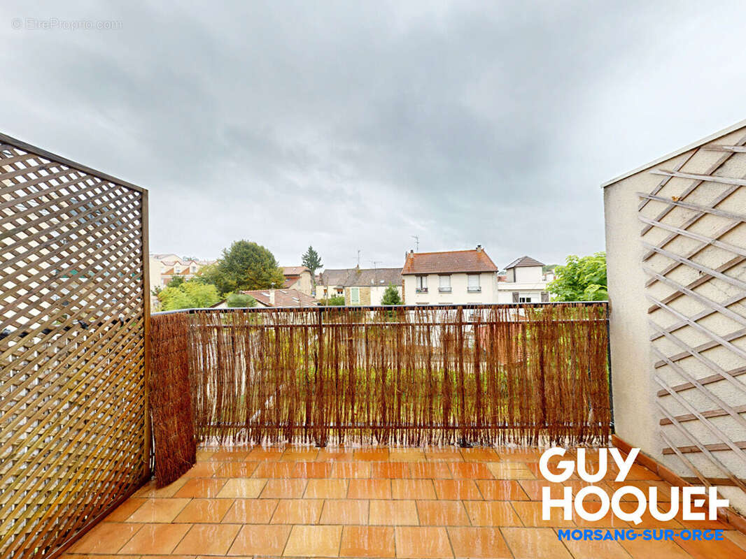 Appartement à SAVIGNY-SUR-ORGE