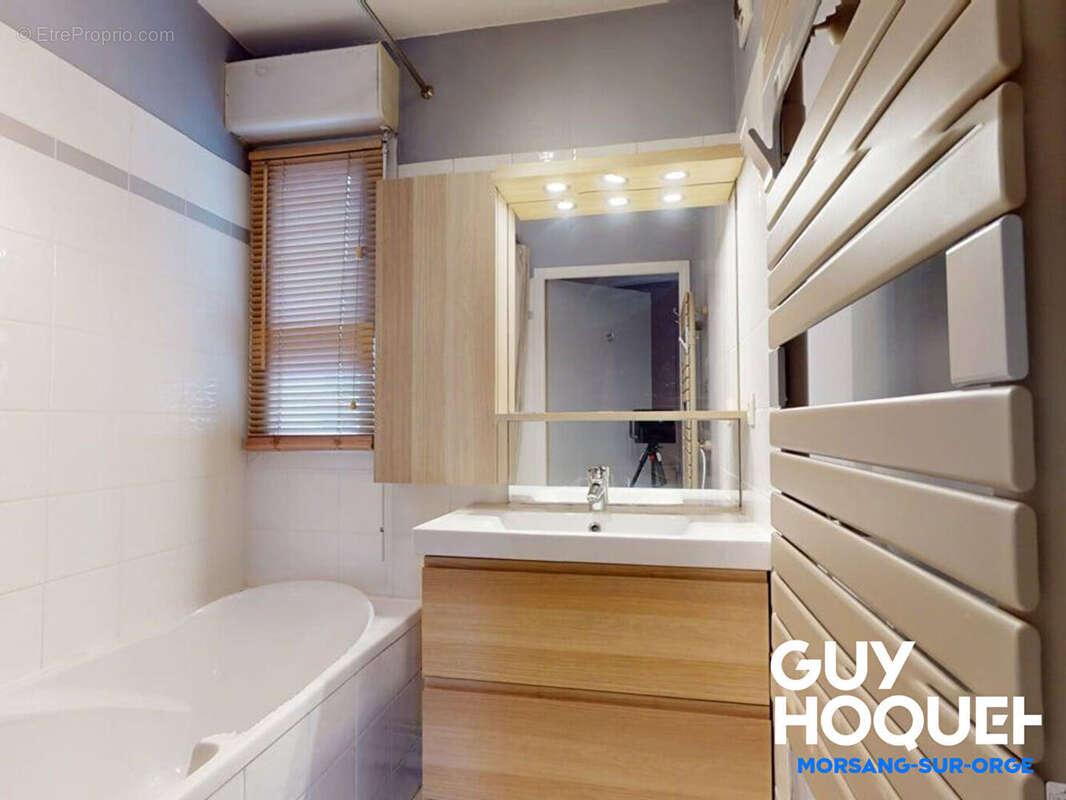 Appartement à SAVIGNY-SUR-ORGE