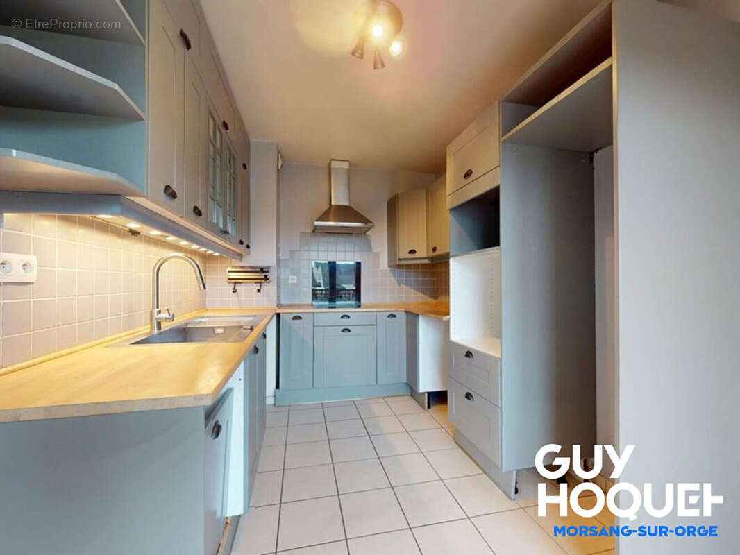 Appartement à SAVIGNY-SUR-ORGE