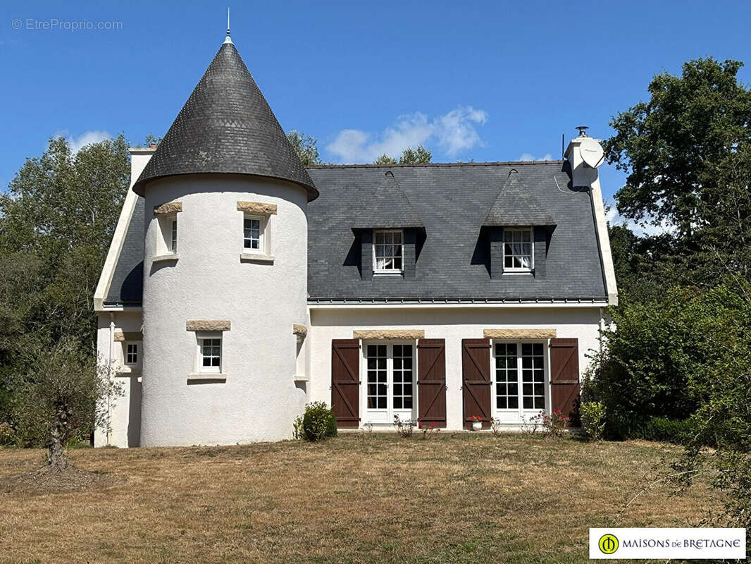 Maison à CLOHARS-CARNOET