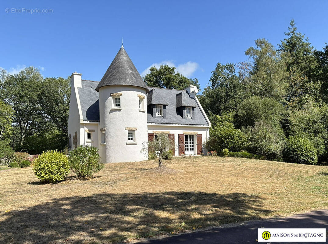 Maison à CLOHARS-CARNOET