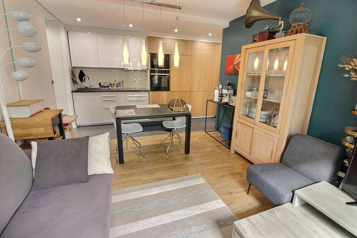 Appartement à RUEIL-MALMAISON