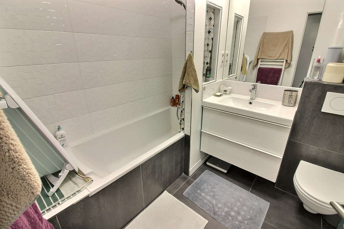 Appartement à RUEIL-MALMAISON