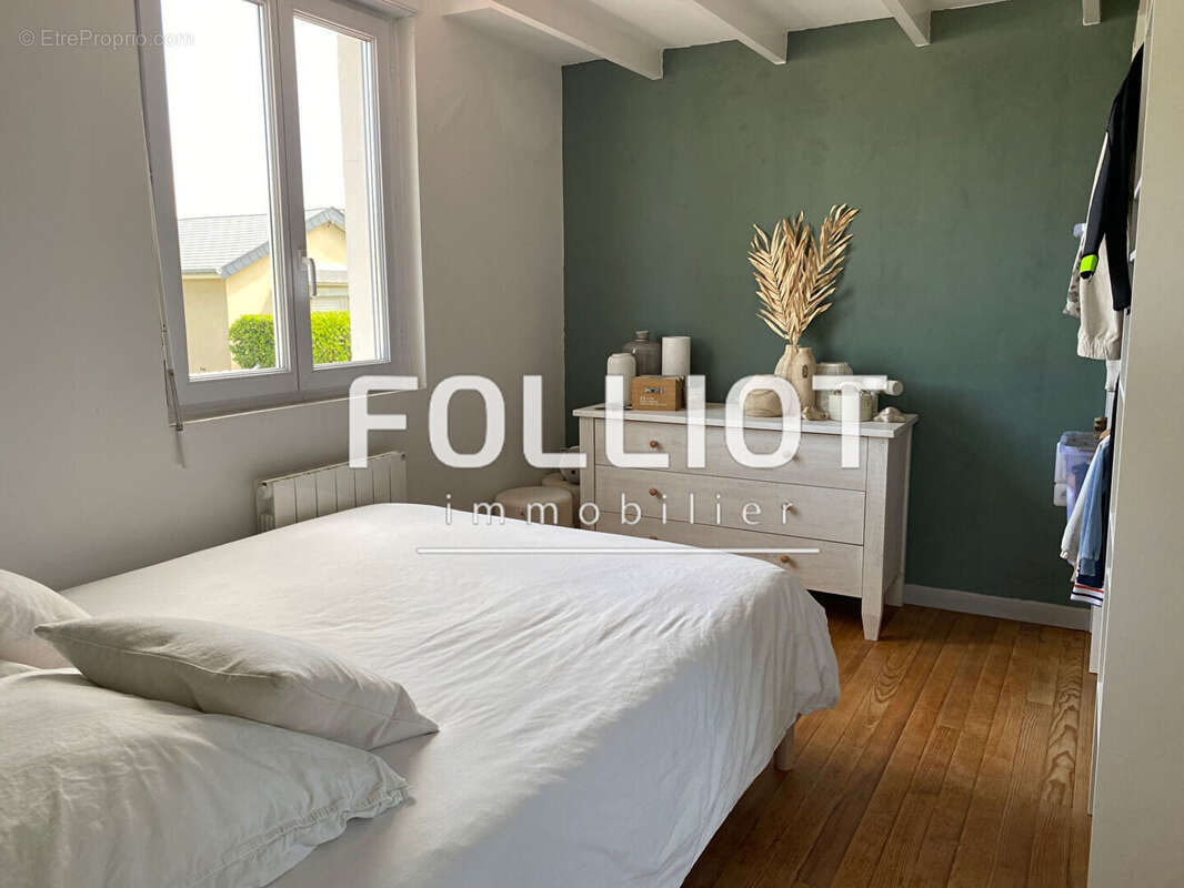 Maison à AGON-COUTAINVILLE