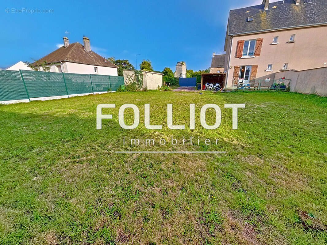 Maison à FONTENAY-LE-PESNEL