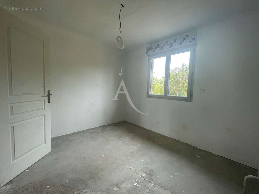 Maison à MONTRICHARD