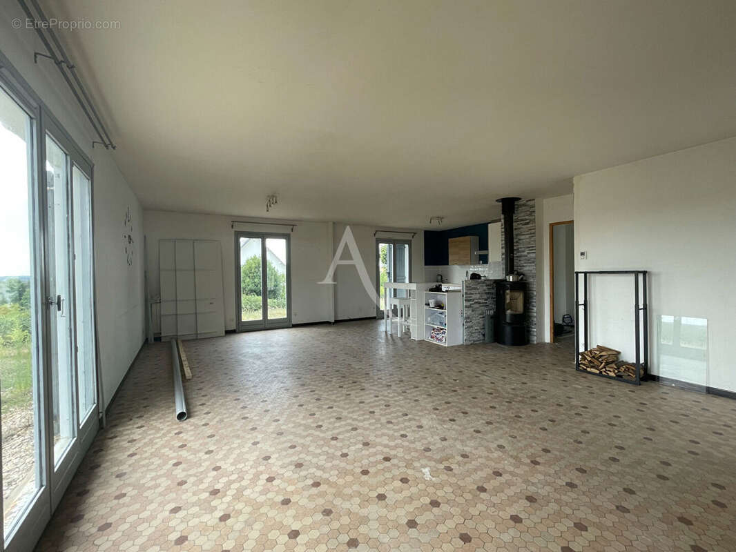 Maison à MONTRICHARD