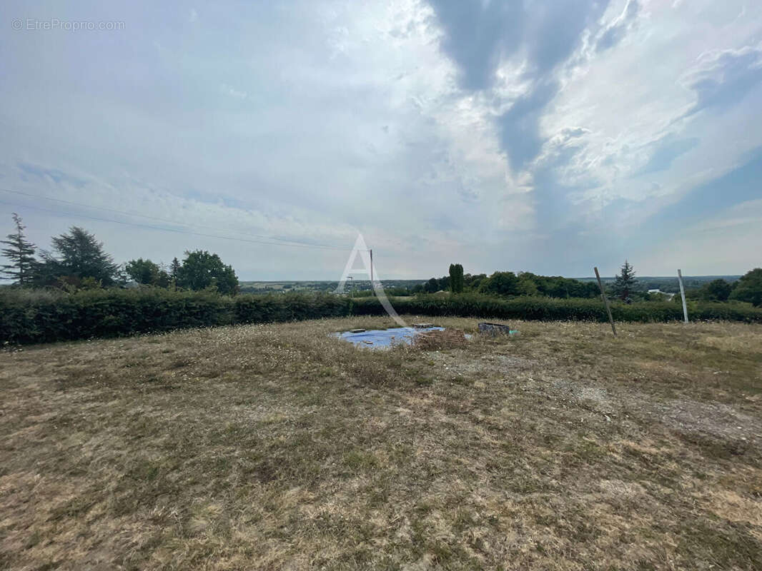 Maison à MONTRICHARD