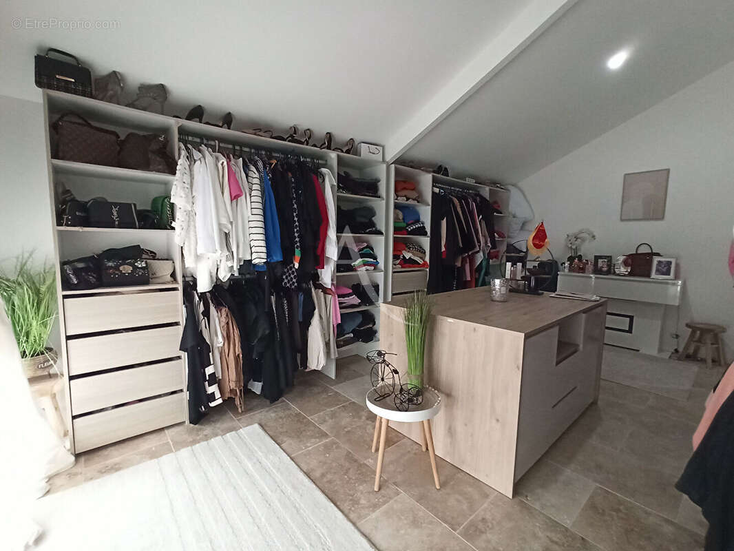 Maison à LA VERNELLE