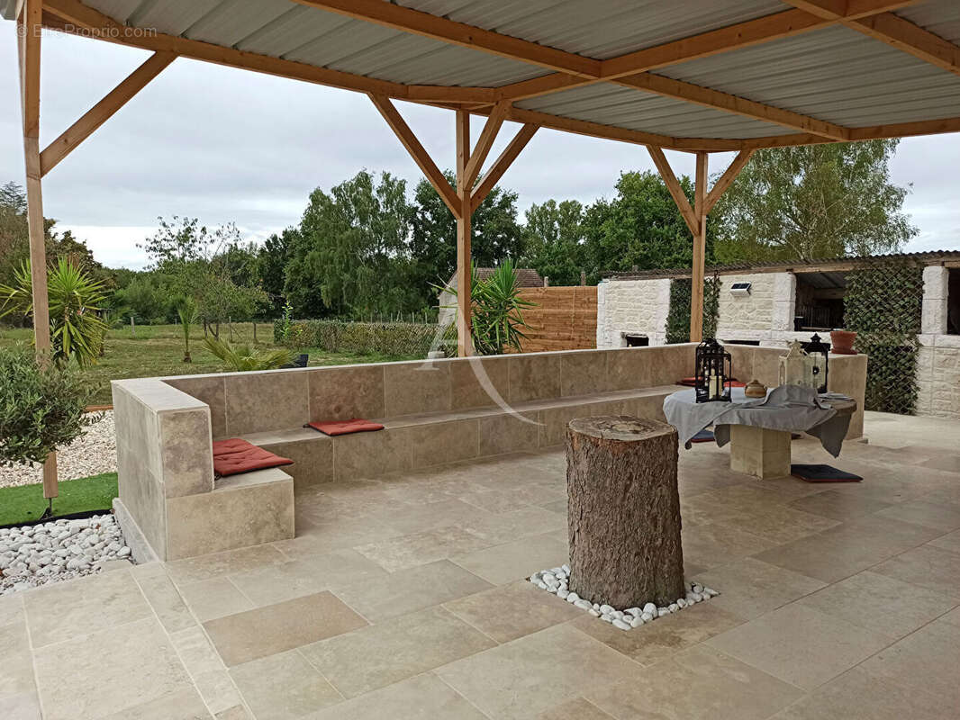 Maison à LA VERNELLE