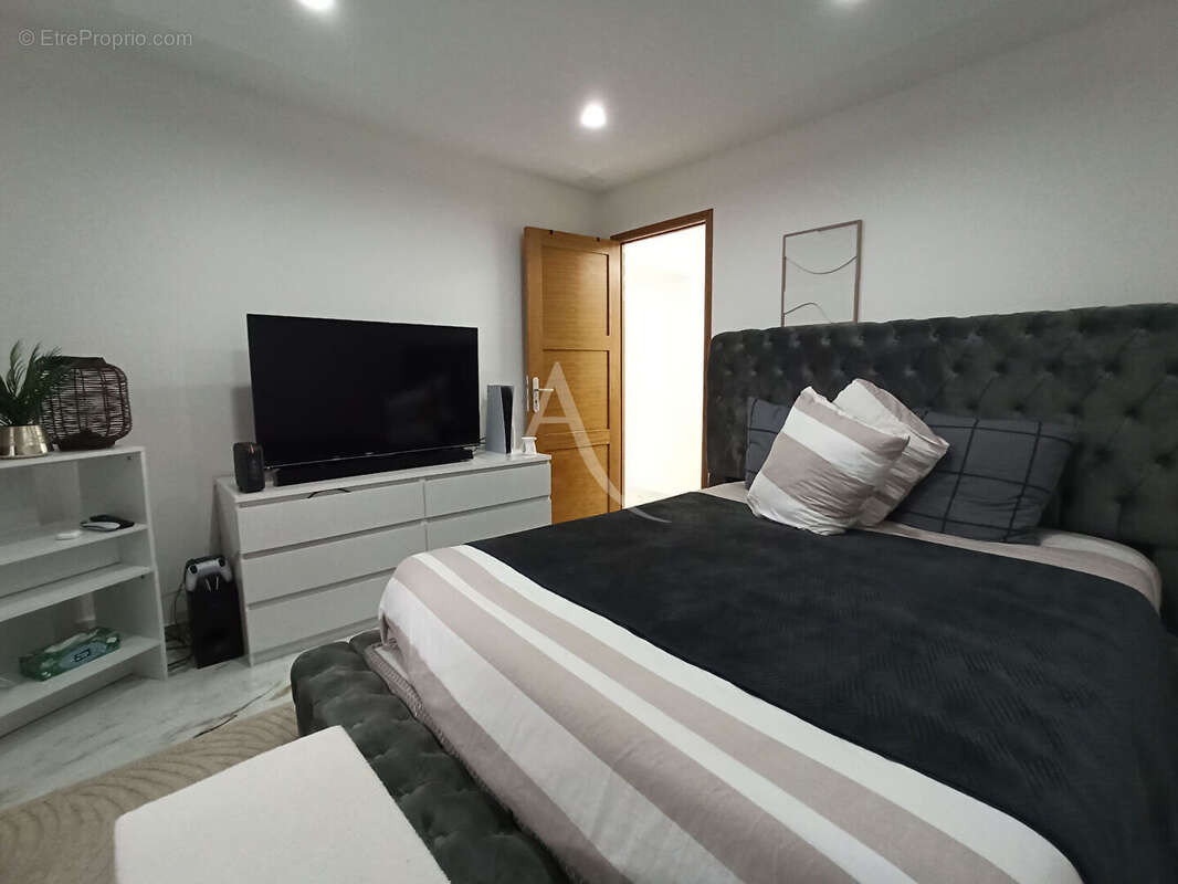 Maison à LA VERNELLE