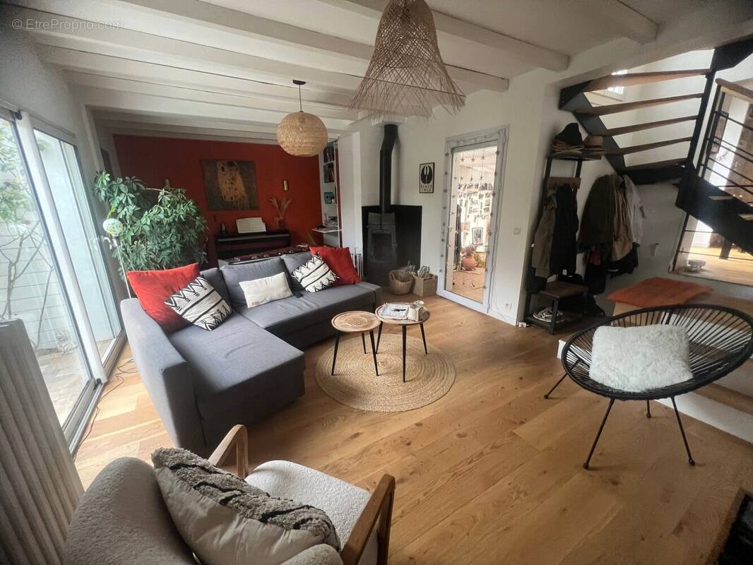 Maison à SARTROUVILLE