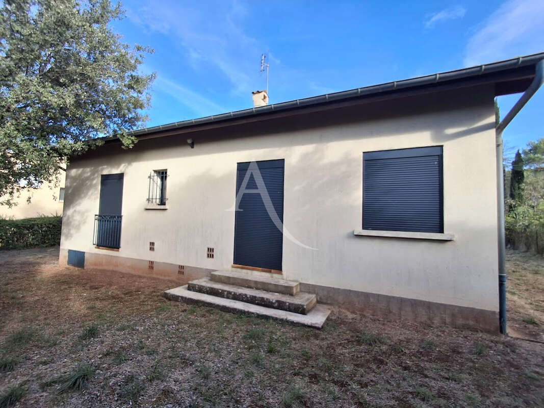 Maison à LA TOUR-SUR-ORB