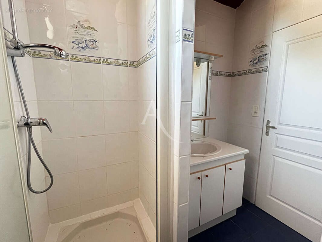 Maison à MOUZEUIL-SAINT-MARTIN