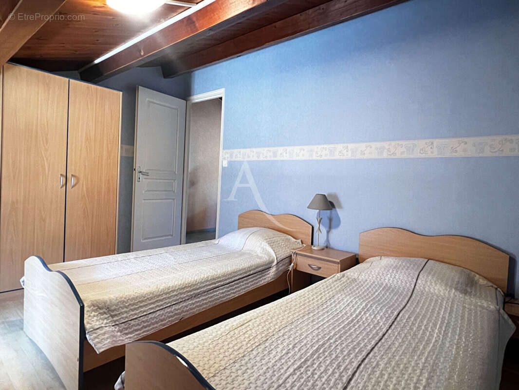 Maison à MOUZEUIL-SAINT-MARTIN