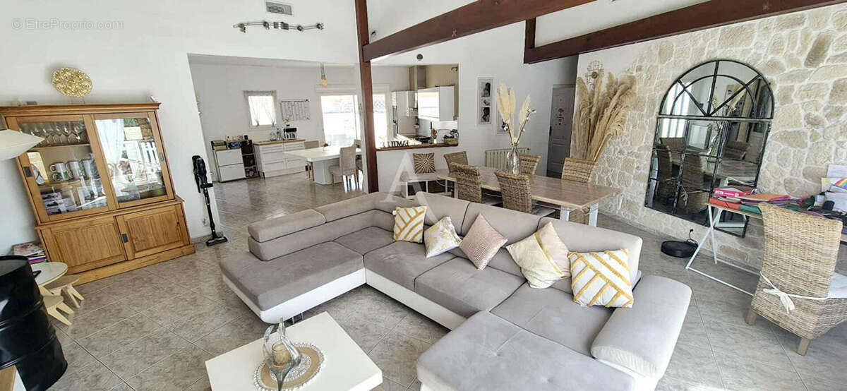 Maison à BALARUC-LE-VIEUX