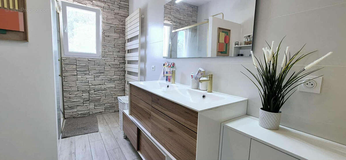 Maison à BALARUC-LE-VIEUX