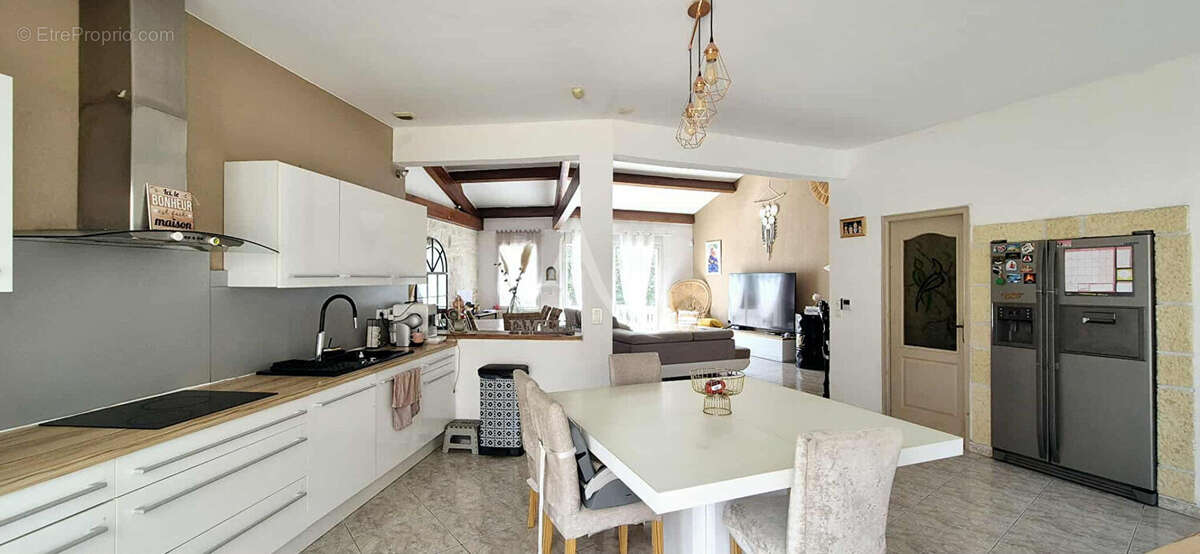 Maison à BALARUC-LE-VIEUX