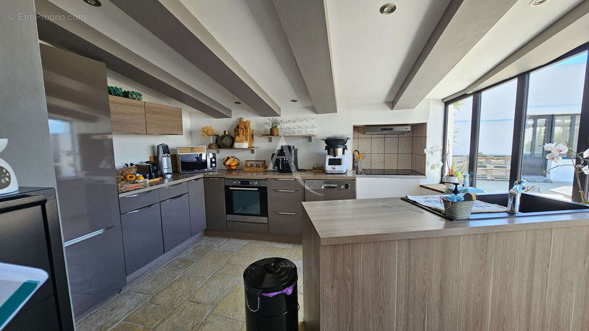 Maison à SAINT-NAZAIRE-SUR-CHARENTE