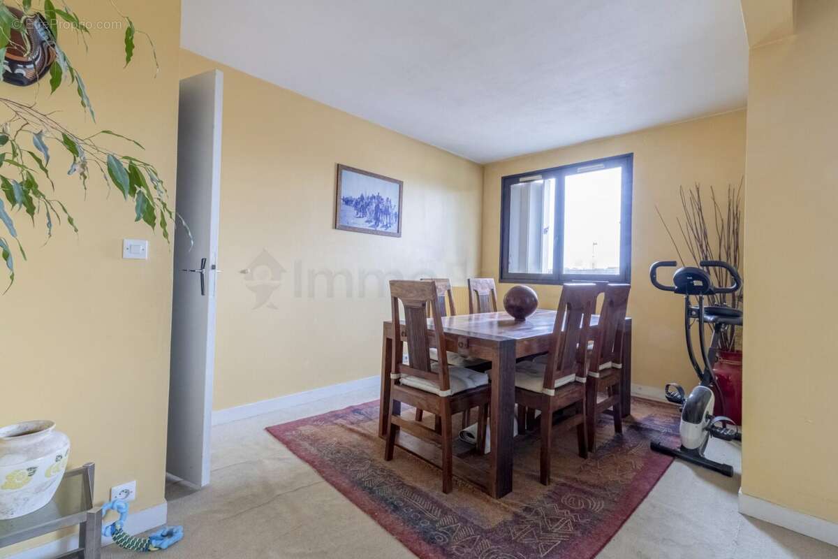 Appartement à NEUILLY-SUR-MARNE