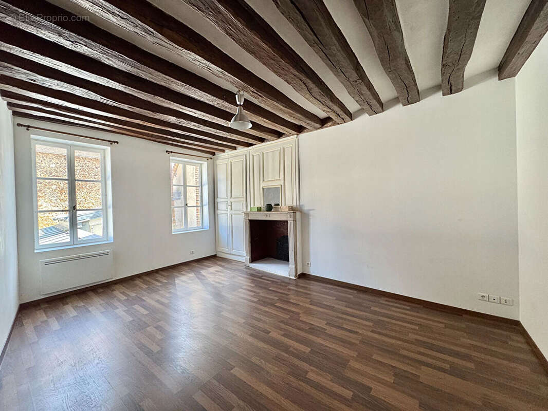 Appartement à VERNEUIL-SUR-AVRE