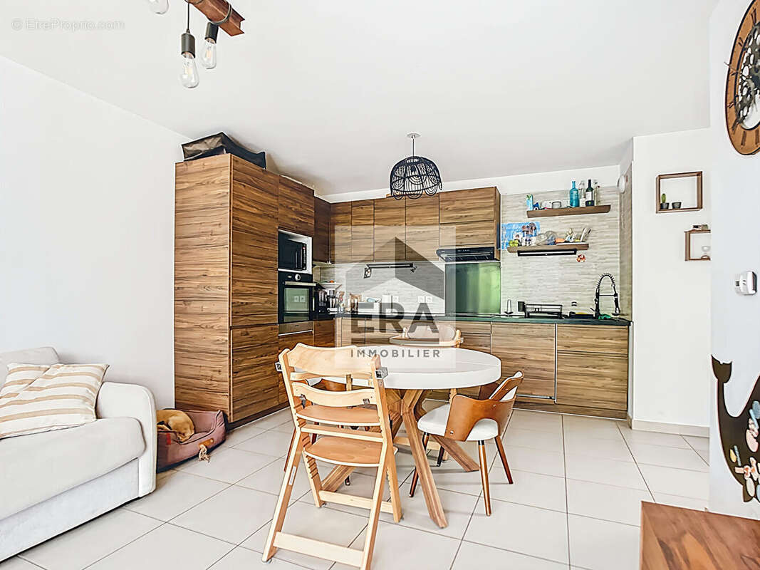 Appartement à MARSEILLE-9E