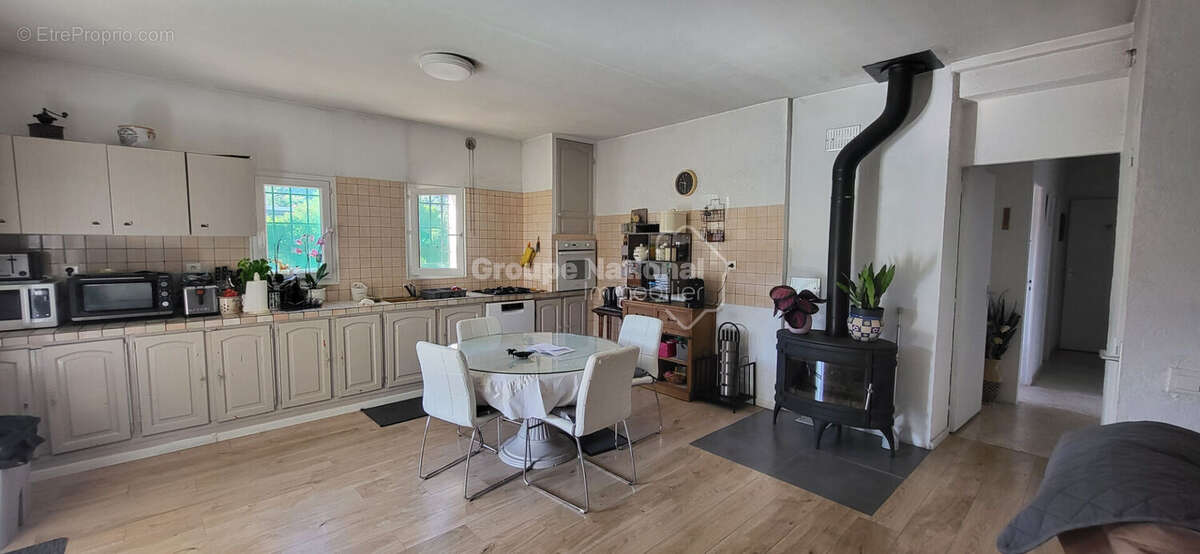 Maison à AURIBEAU-SUR-SIAGNE