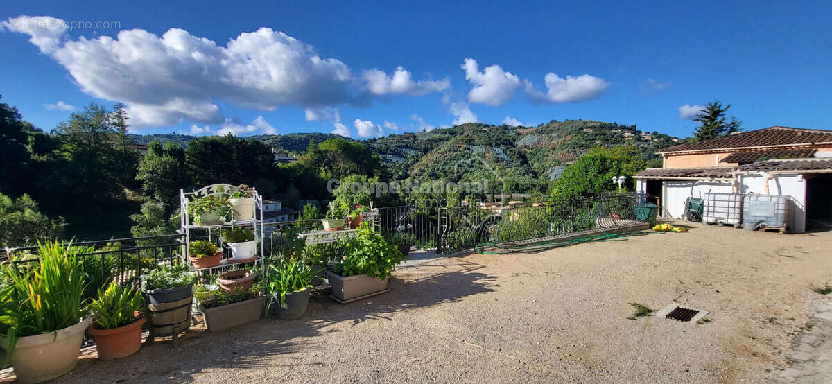 Maison à AURIBEAU-SUR-SIAGNE