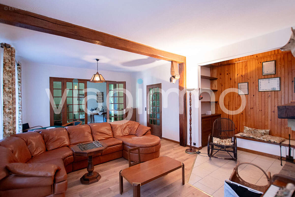 Maison à CROUY-SUR-OURCQ