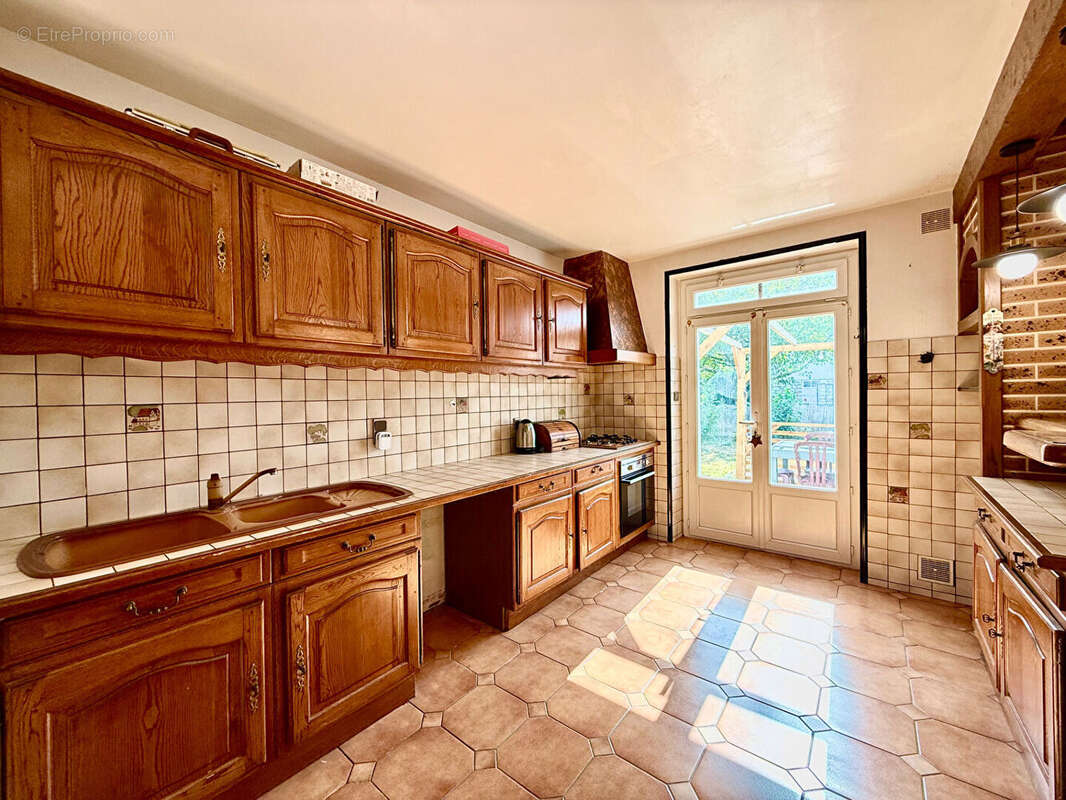 Maison à MALEMORT-SUR-CORREZE