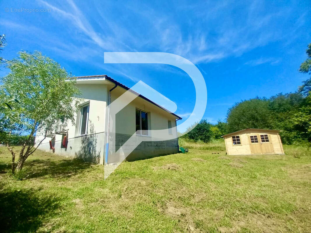 Maison à SAINT-MARTIN-DE-HINX