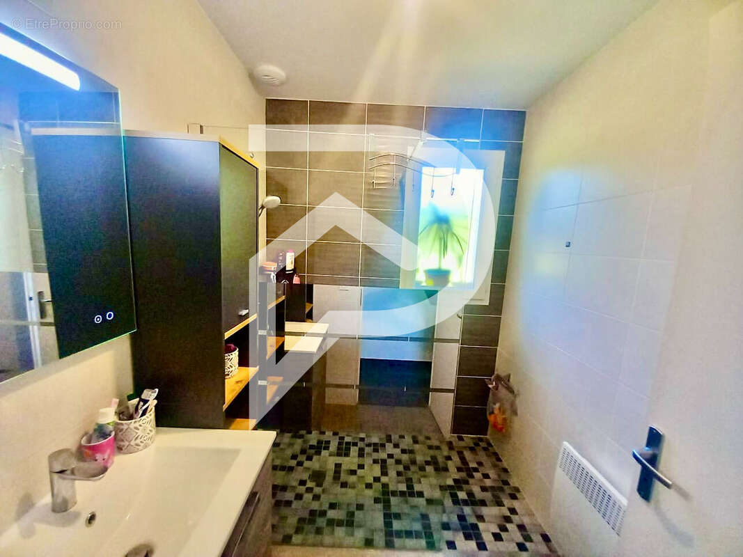 Maison à SAINT-MARTIN-DE-HINX