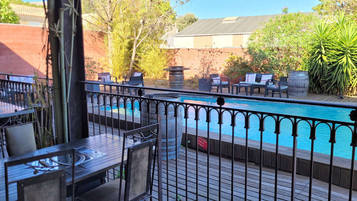 Commerce à CASTELNAU-LE-LEZ