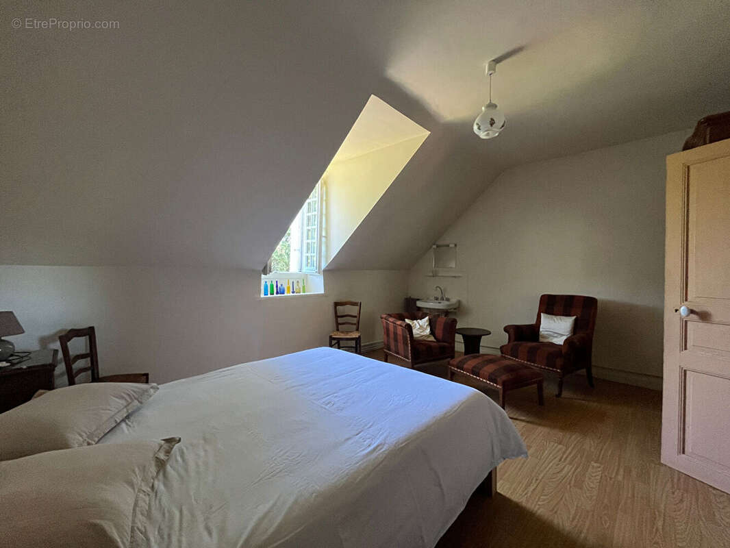 Maison à SAINT-SULPICE-LAURIERE