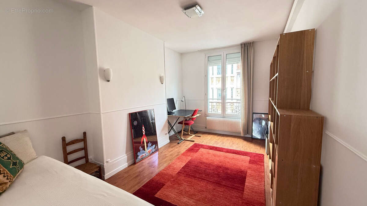 Appartement à PARIS-12E