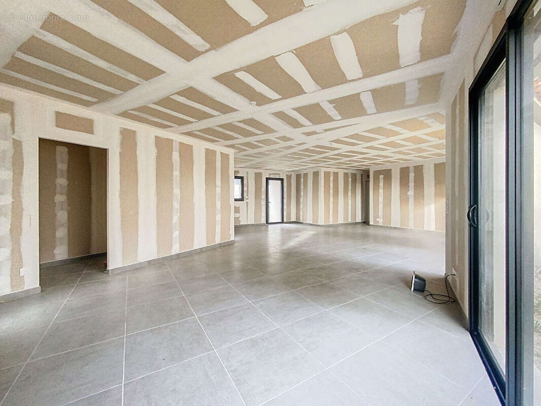 Maison à SEPTEMES-LES-VALLONS