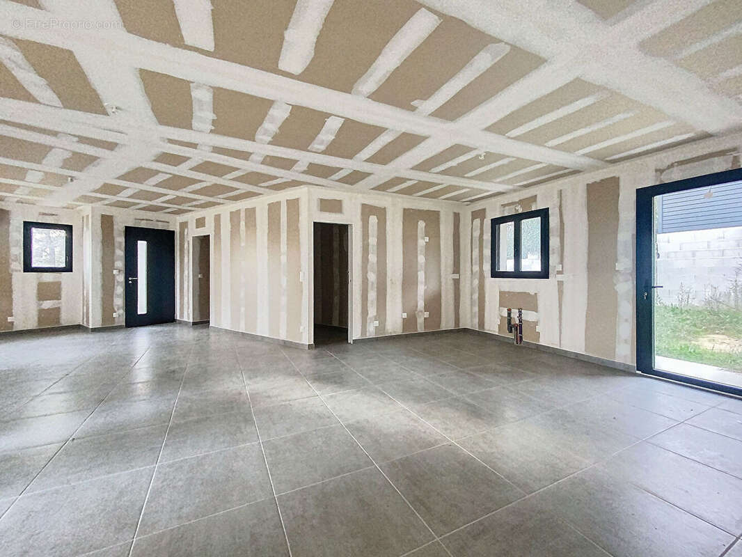 Maison à SEPTEMES-LES-VALLONS