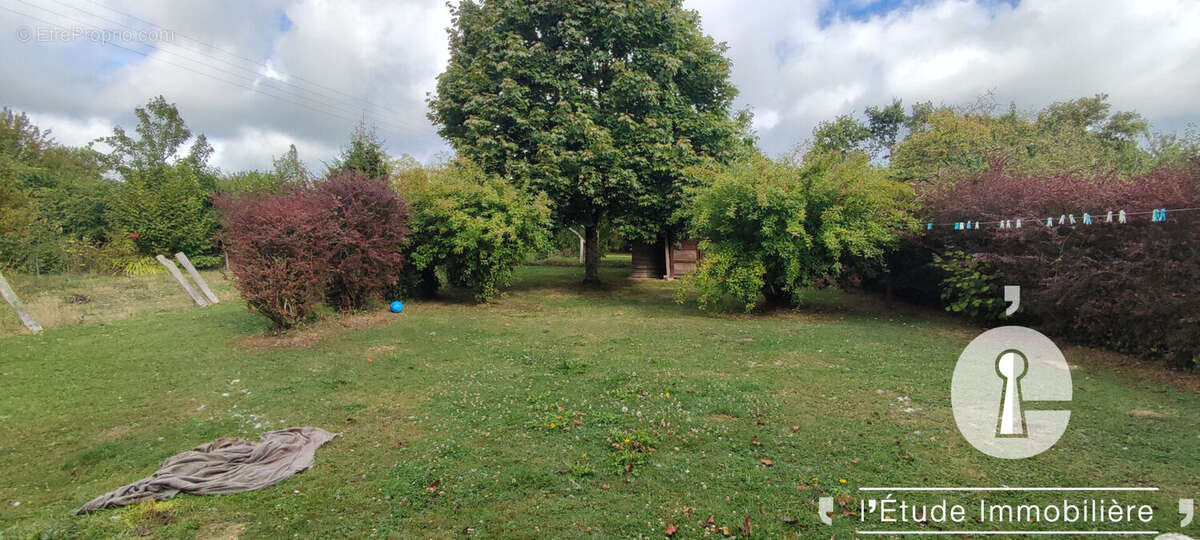 Maison à LA BACONNIERE