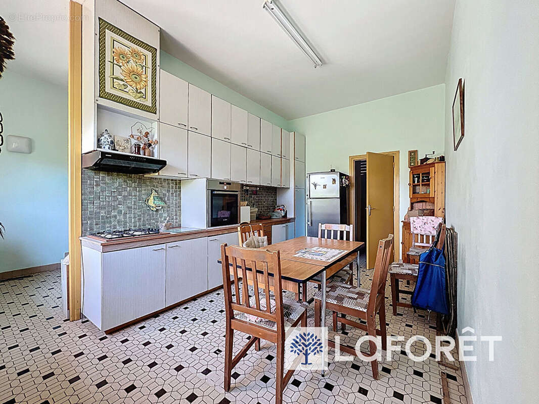 Maison à CHAMPAGNE-AU-MONT-D'OR