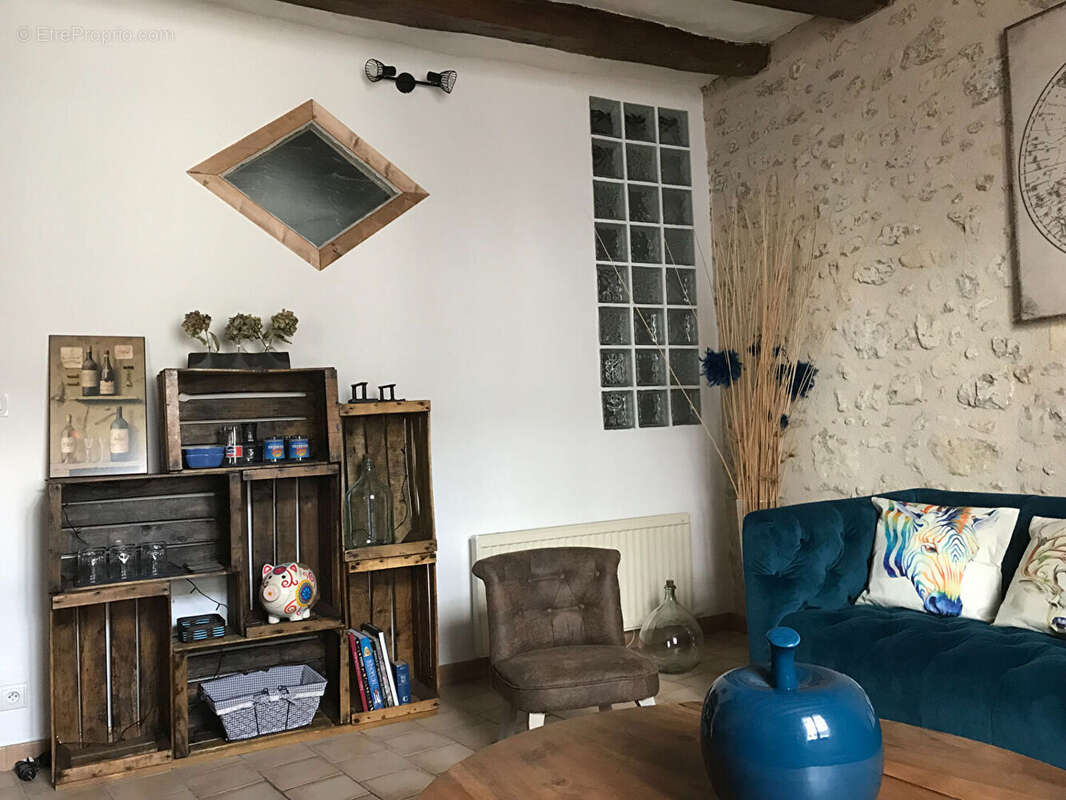 Maison à AZAY-LE-RIDEAU