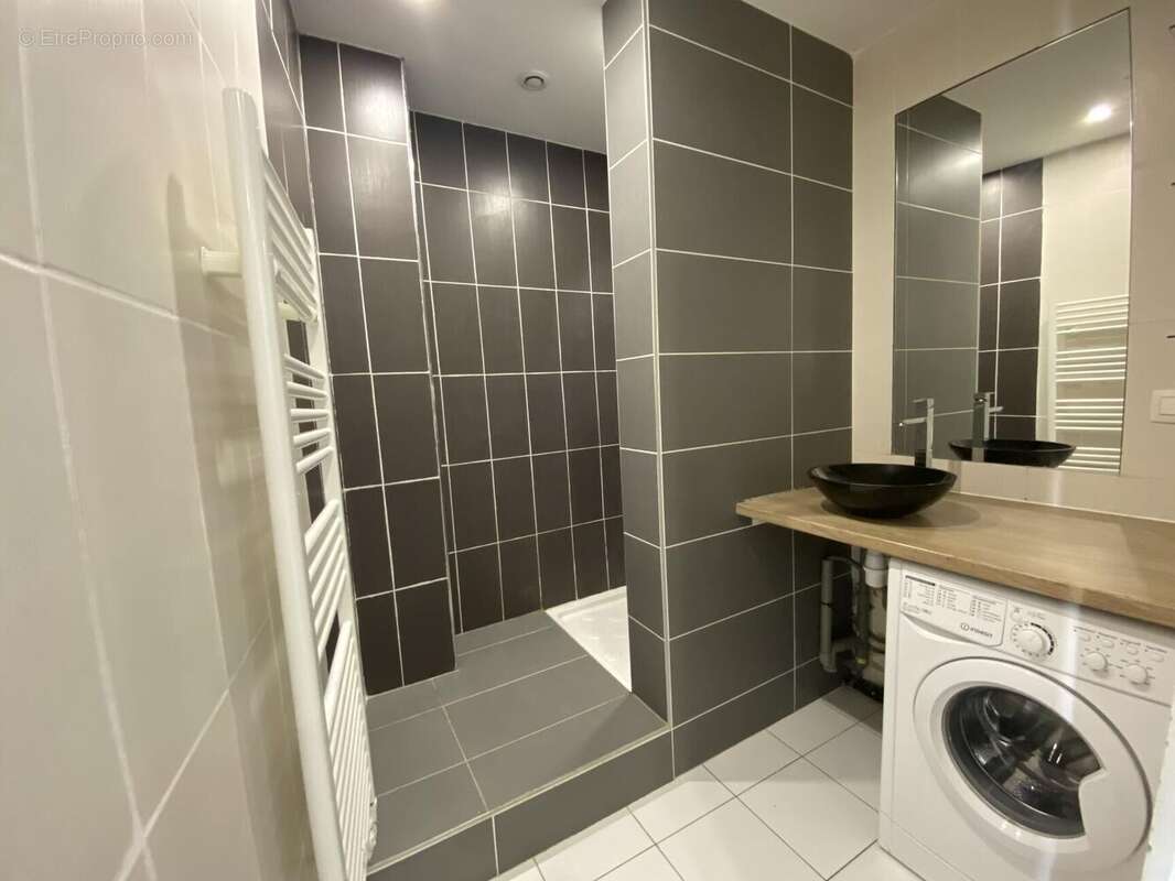 Photo 8 - Appartement à LYON-7E