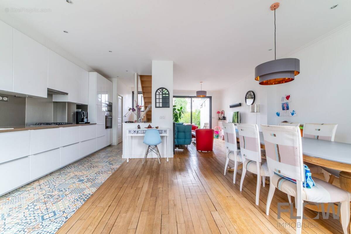 Maison à BOIS-COLOMBES