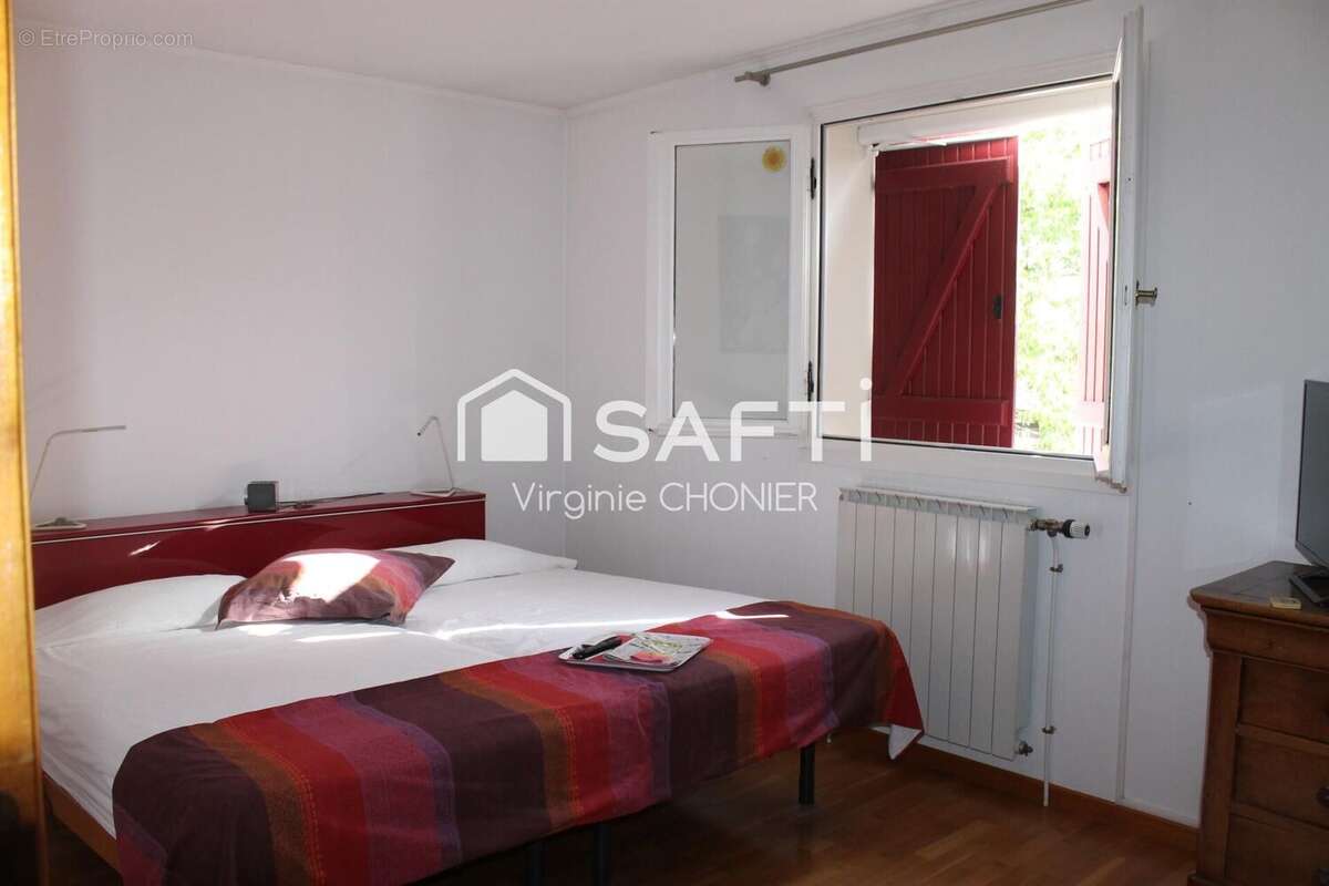 Photo 8 - Maison à SAINT-REMY-EN-ROLLAT