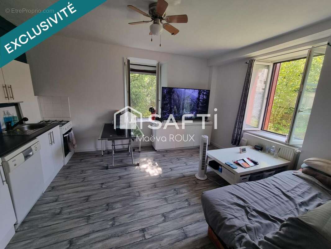 Photo 2 - Maison à CORRAVILLERS