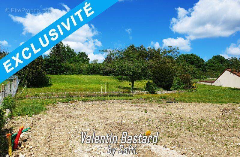 Photo 1 - Terrain à DIERRE