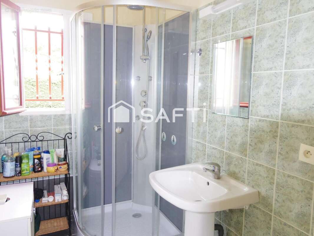 Photo 5 - Maison à LE TUZAN